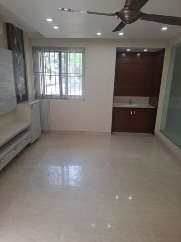 Room in 4 BHK Builder Floor at Gulmohar Park – for Rent