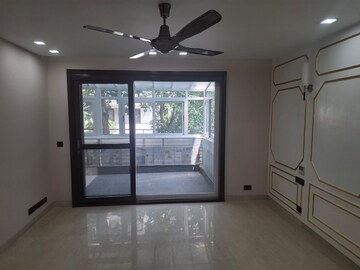 Room in 4 BHK Builder Floor at Gulmohar Park – for Rent
