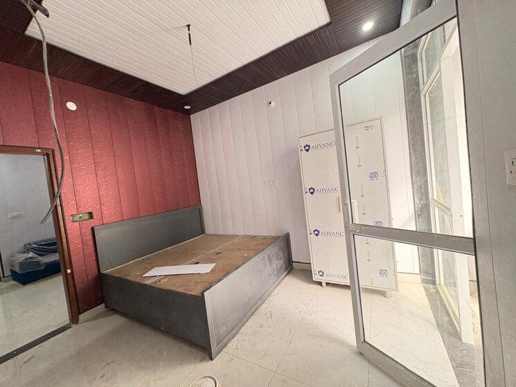 Kitchen, sector 30 2 Bedroom 100 Sq.Yd. Builder Floor In Sector 30 Gurgaon 8705638