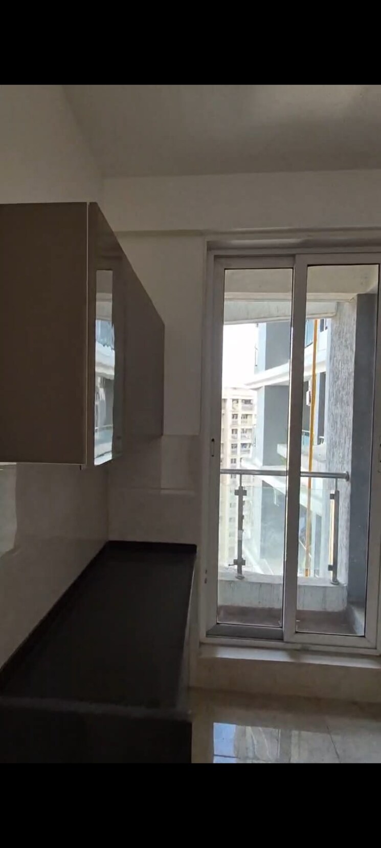 undefined, rosa-manhattan 3 Bedroom 1350 Sq.Ft. Apartment In Ghodbunder Road Thane 8705640