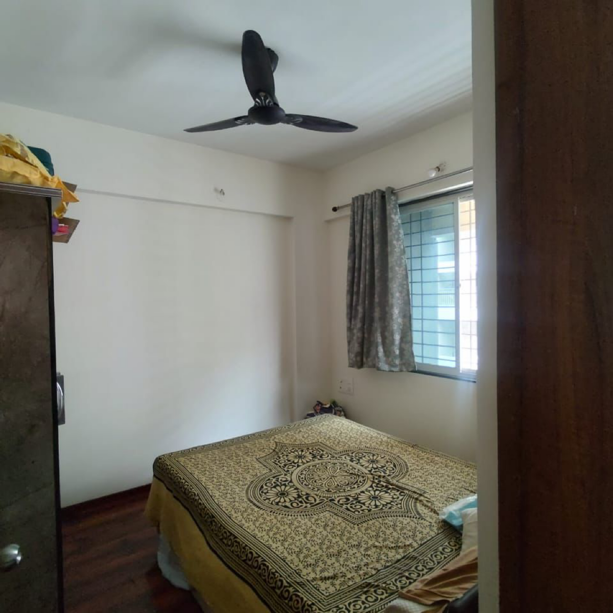 1 BHK 650 Sq.Ft. Apartment in Garve Golden Treasures