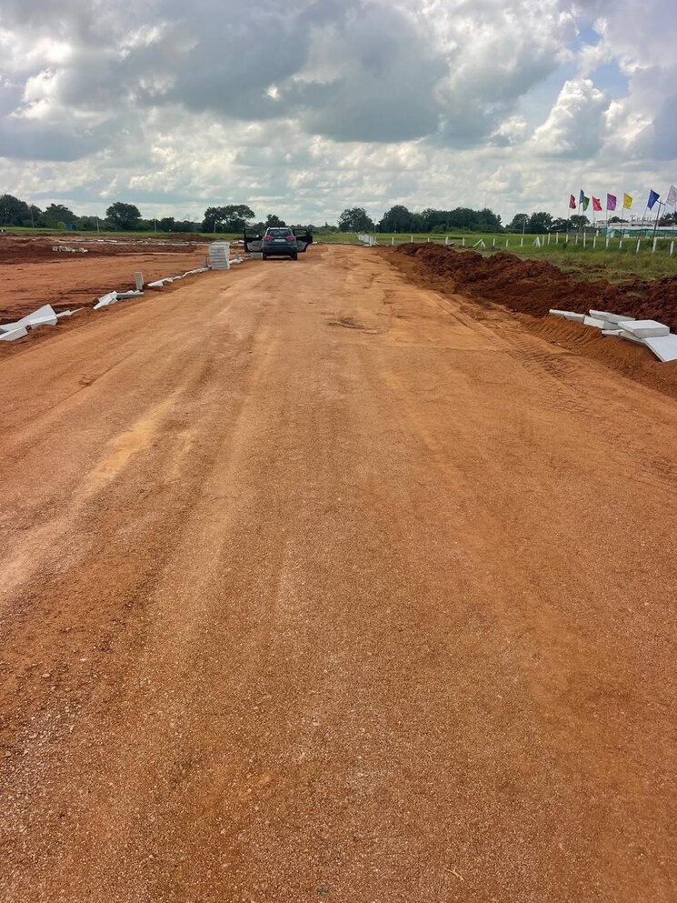 undefined, suchirindia-gizapolis  1806 Sq.Ft. Plot In Thimmapur Hyderabad 8706069