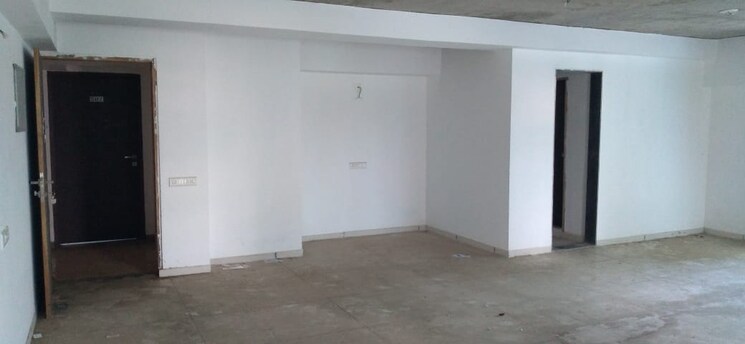 Room, ambli road Commercial Office Space 1258 Sq.Ft. In Ambli Road Ahmedabad 8705970