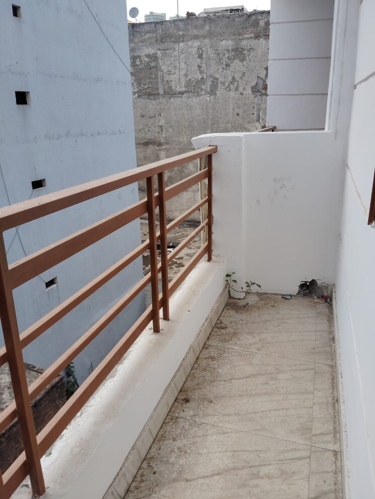Balcony, saket 1 Bedroom 500 Sq.Ft. Builder Floor In Saket Delhi 8706080