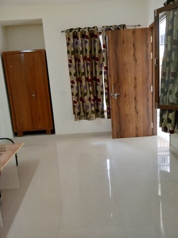 Bedroom in 1 BHK Builder Floor at Saket – for Rent