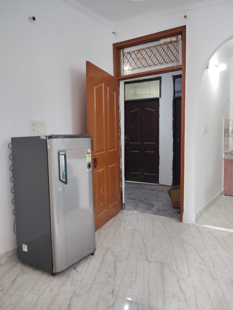 Room, saket 1 Bedroom 500 Sq.Ft. Builder Floor In Saket Delhi 8706080