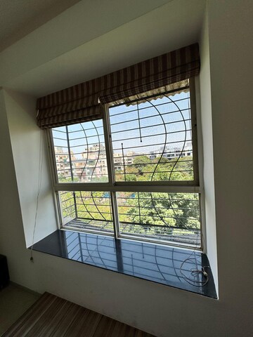 Room in 2 BHK Apartment at Malpani The Crest, Pimple Saudagar – for Sale