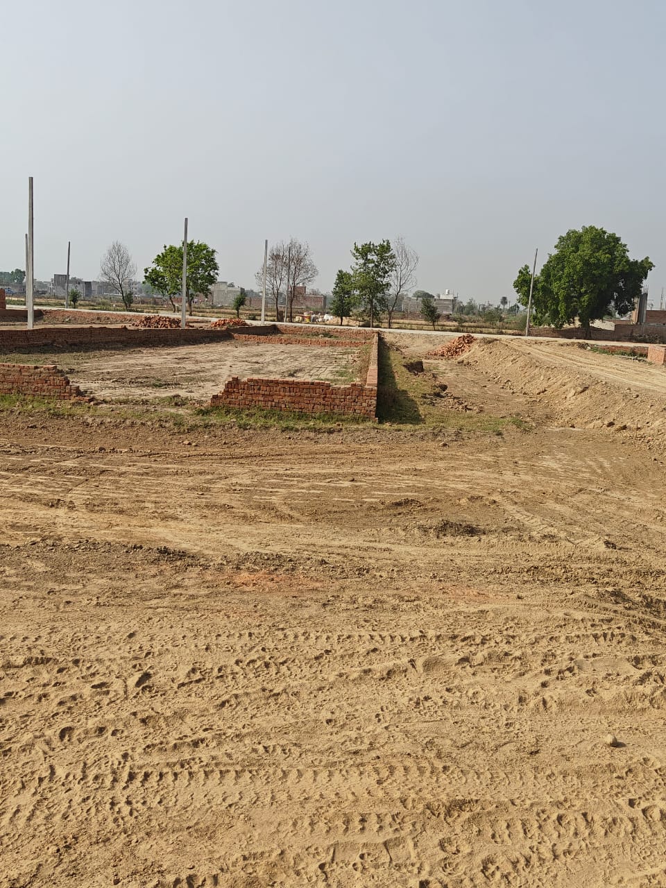 Plot For Sale in Sikri