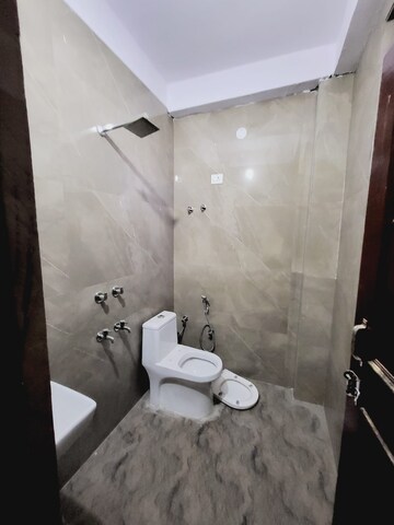 Bathroom in 1 BHK Builder Floor at Saket – for Rent