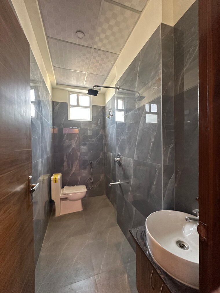 Bathroom, satyam-utopia 3 Bedroom 1400 Sq.Ft. Apartment In Sirsi Road Jaipur 8706745