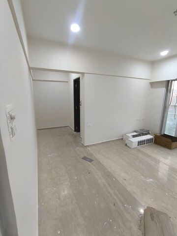 Room in 3.5 BHK Apartment at Ariha One08, Goregaon West – for Rent