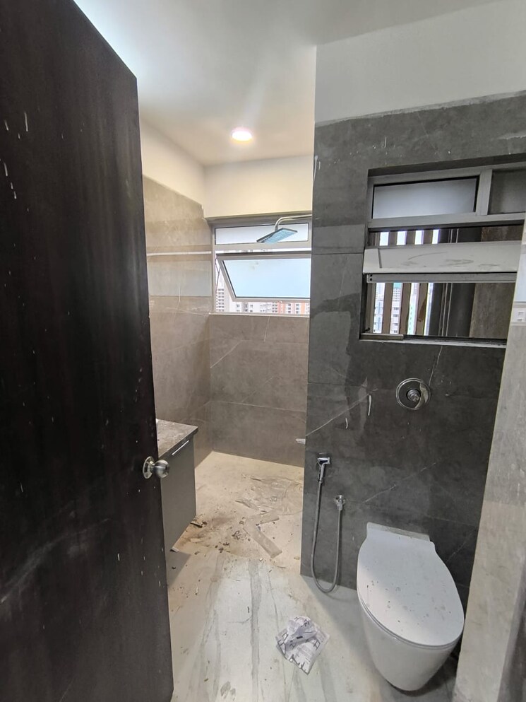  Parking, ariha-one08 3.5 Bedroom 1346 Sq.Ft. Apartment In Goregaon West Mumbai 8706866