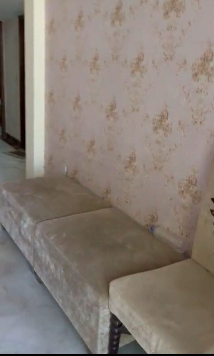 Bedroom, sushant lok i 3 Bedroom 215 Sq.Yd. Builder Floor In Sushant Lok I Gurgaon 8706846