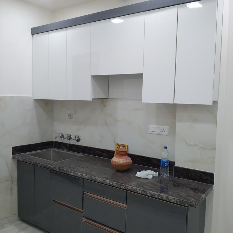 Kitchen, shastri nagar 2.5 Bedroom 650 Sq.Ft. Builder Floor In Shastri Nagar Delhi 8706940