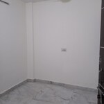 2.5 BHK + Servant Room,Extra Room 650 Sq.Ft. Builder Floor in Lakshay Property 