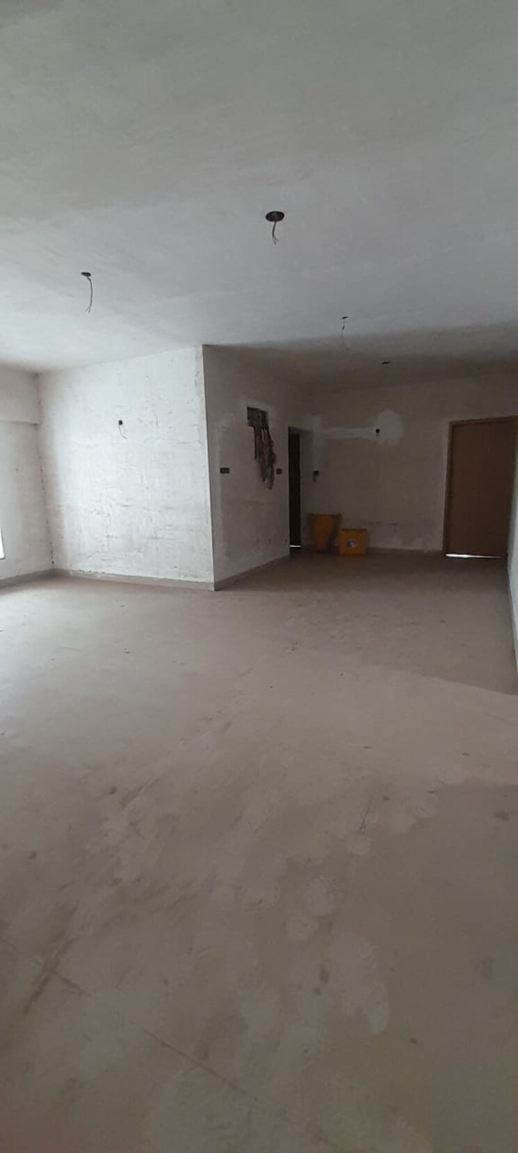 Room, pacific-engracia 2.5 Bedroom 1900 Sq.Ft. Apartment In Mohammadwadi Pune 8707019