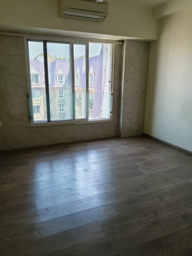 Room, kanakia-paris 2 Bedroom 861 Sq.Ft. Apartment In Bandra East Mumbai 8707116