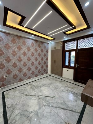 Bedroom in 3 BHK Builder Floor at Vaishali Sector 5 – for Sale
