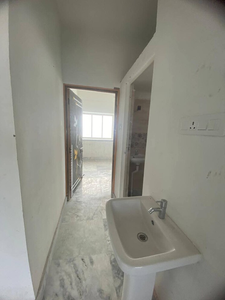 Attached Bathroom, madhapar 4 Bedroom 1530 Sq.Ft. Apartment In Madhapar Rajkot 8707152