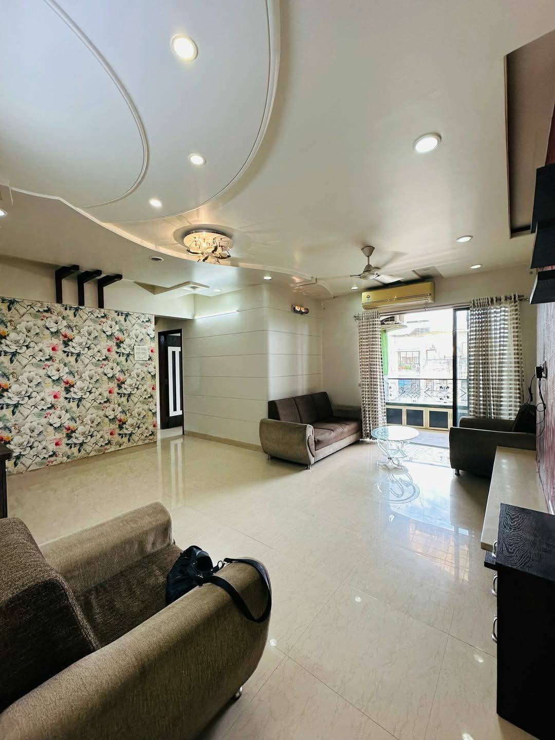 2 BHK Apartment For Rent in Rutu Riverview Classic