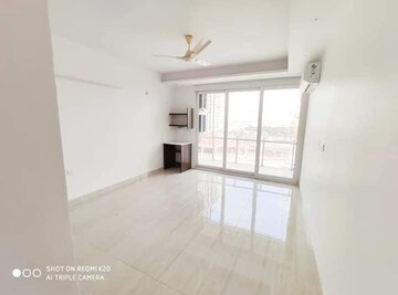 Room in 3 BHK Apartment at Tellapur – for Sale