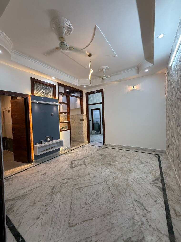 Room, vaishali sector 5 2 Bedroom 1000 Sq.Ft. Builder Floor In Vaishali Sector 5 Ghaziabad 8707386