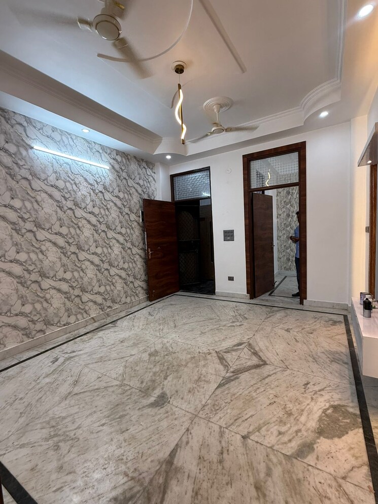 Room, vaishali sector 5 2 Bedroom 1000 Sq.Ft. Builder Floor In Vaishali Sector 5 Ghaziabad 8707386