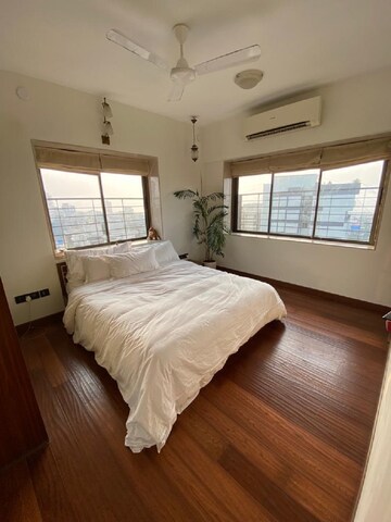 2 BHK Apartment For Rent in Bandra West