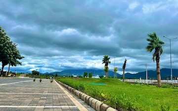 Plot For Sale in Omaxe Silver Birch, North Mullanpur