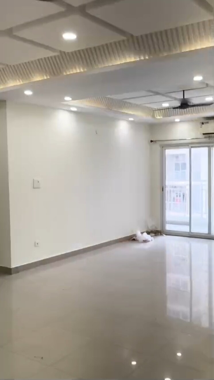 Room, ramprastha-platinum-height 3 Bedroom 1990 Sq.Ft. Apartment In Ramprastha Greens Ghaziabad 8707586