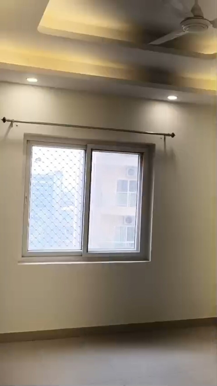 Room, ramprastha-platinum-height 3 Bedroom 1990 Sq.Ft. Apartment In Ramprastha Greens Ghaziabad 8707586