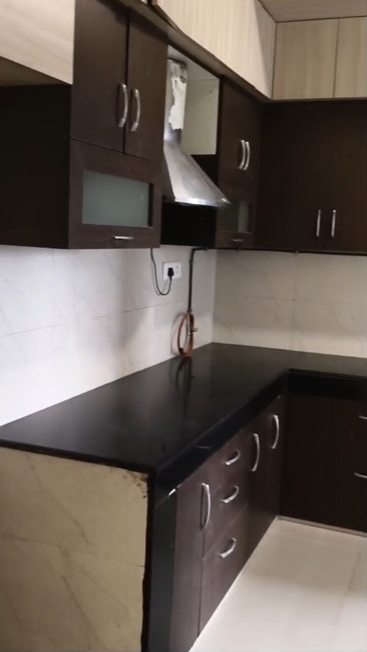 Kitchen, ramprastha-platinum-height 3 Bedroom 1990 Sq.Ft. Apartment In Ramprastha Greens Ghaziabad 8707586