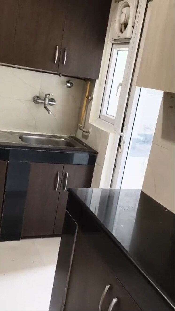 Kitchen, ramprastha-platinum-height 3 Bedroom 1990 Sq.Ft. Apartment In Ramprastha Greens Ghaziabad 8707586