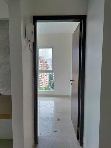 1 BHK Apartment For Rent in Dosti Oro 67, Kandivali West