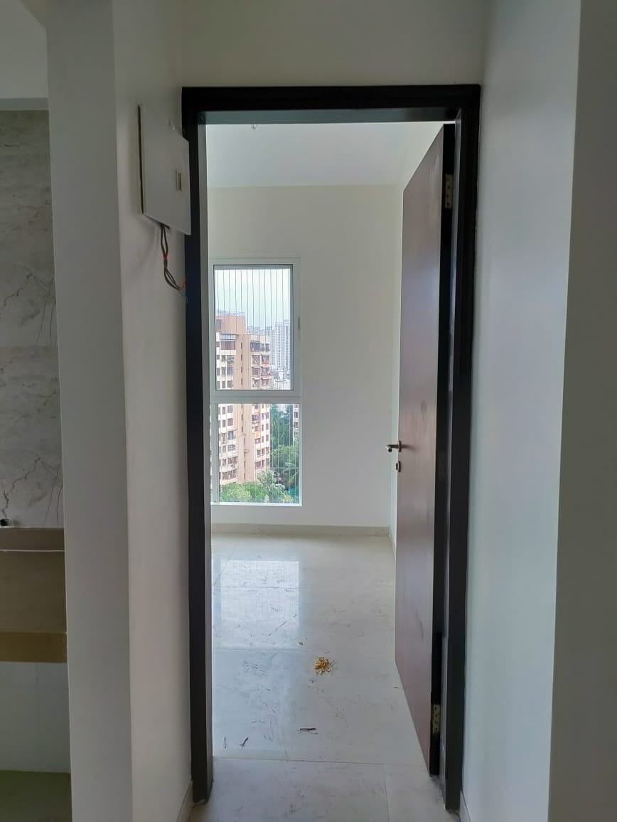 1 BHK Apartment For Rent in Dosti Oro 67