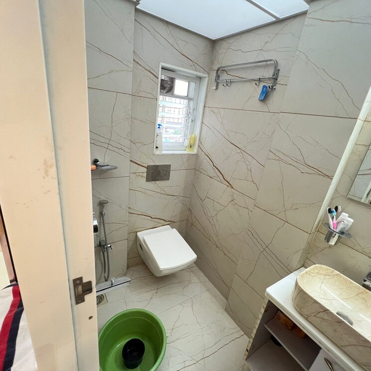 Bathroom, hiranandani-phillipa 3 Bedroom 1300 Sq.Ft. Apartment In Hiranandani Estate Thane 8707578