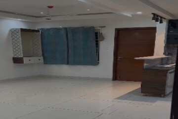 Room in 1 BHK Apartment at North Star, Chembur – for Sale