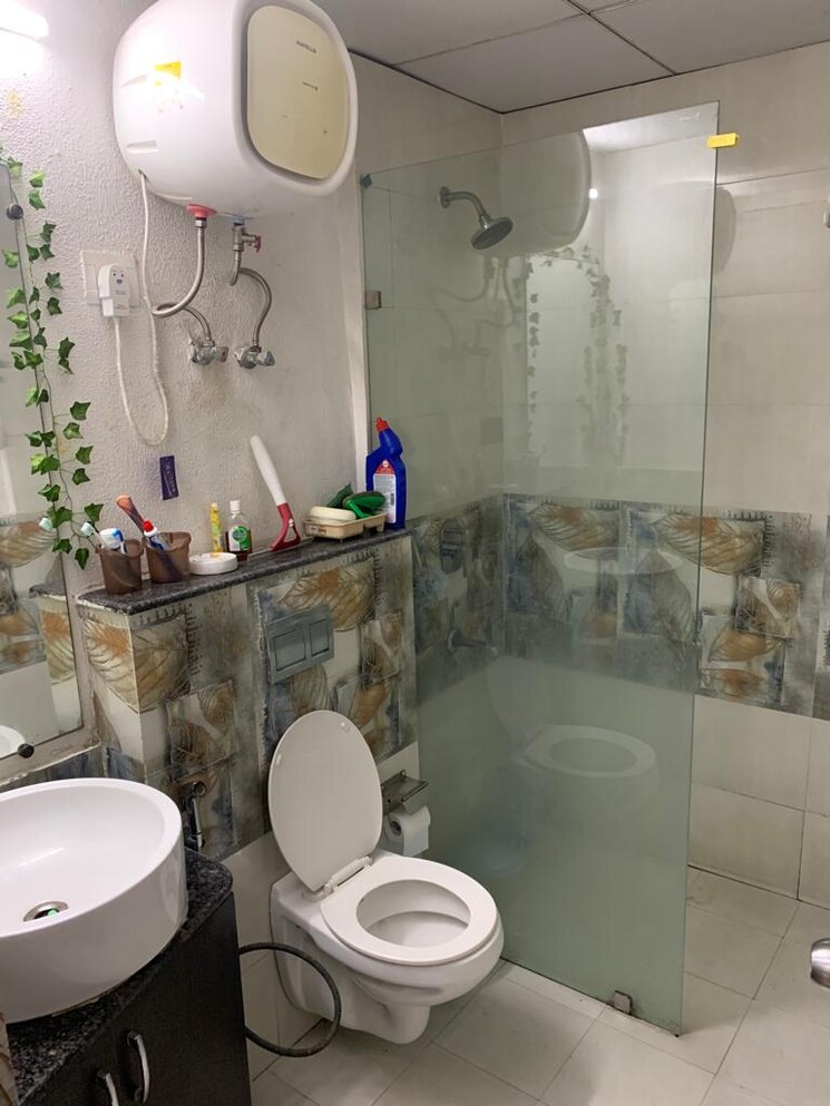 Bathroom, aba-ivy-county 3 Bedroom 1656 Sq.Ft. Apartment In Sector 75 Noida 8707608
