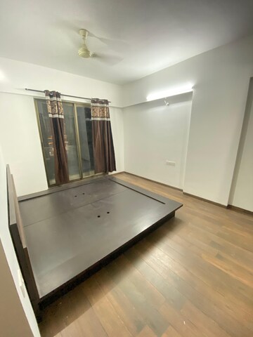 Room in 2 BHK Apartment at Elina, Mohammadwadi – for Rent