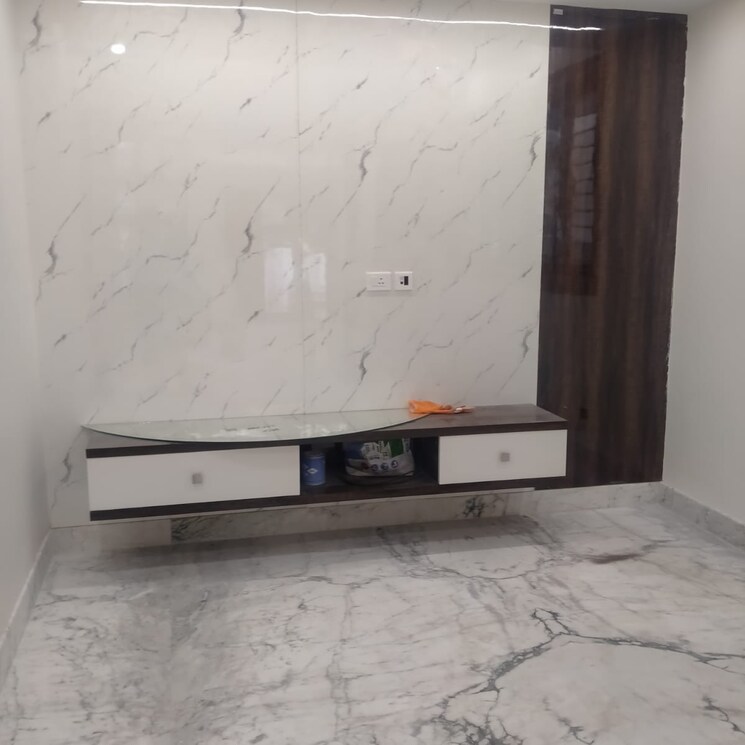 Room, jp nagar 5 Bedroom 2400 Sq.Ft. Independent House In Jp Nagar Bangalore 8707667