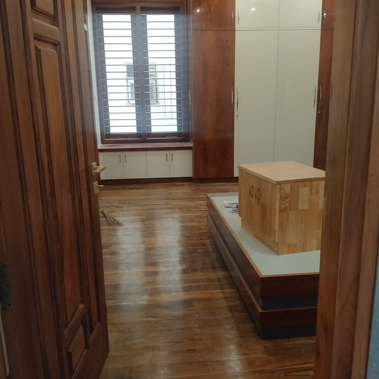 Room, jp nagar 5 Bedroom 2400 Sq.Ft. Independent House In Jp Nagar Bangalore 8707667