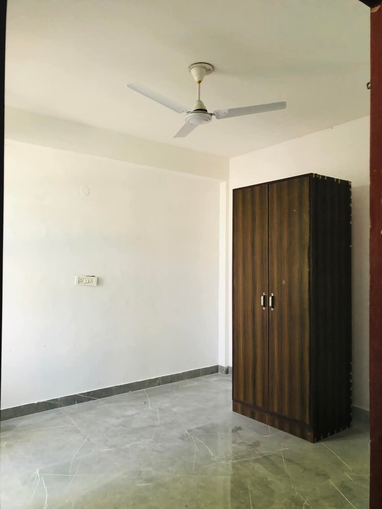 Room, saket 1 Bedroom 450 Sq.Ft. Builder Floor In Saket Delhi 8707672