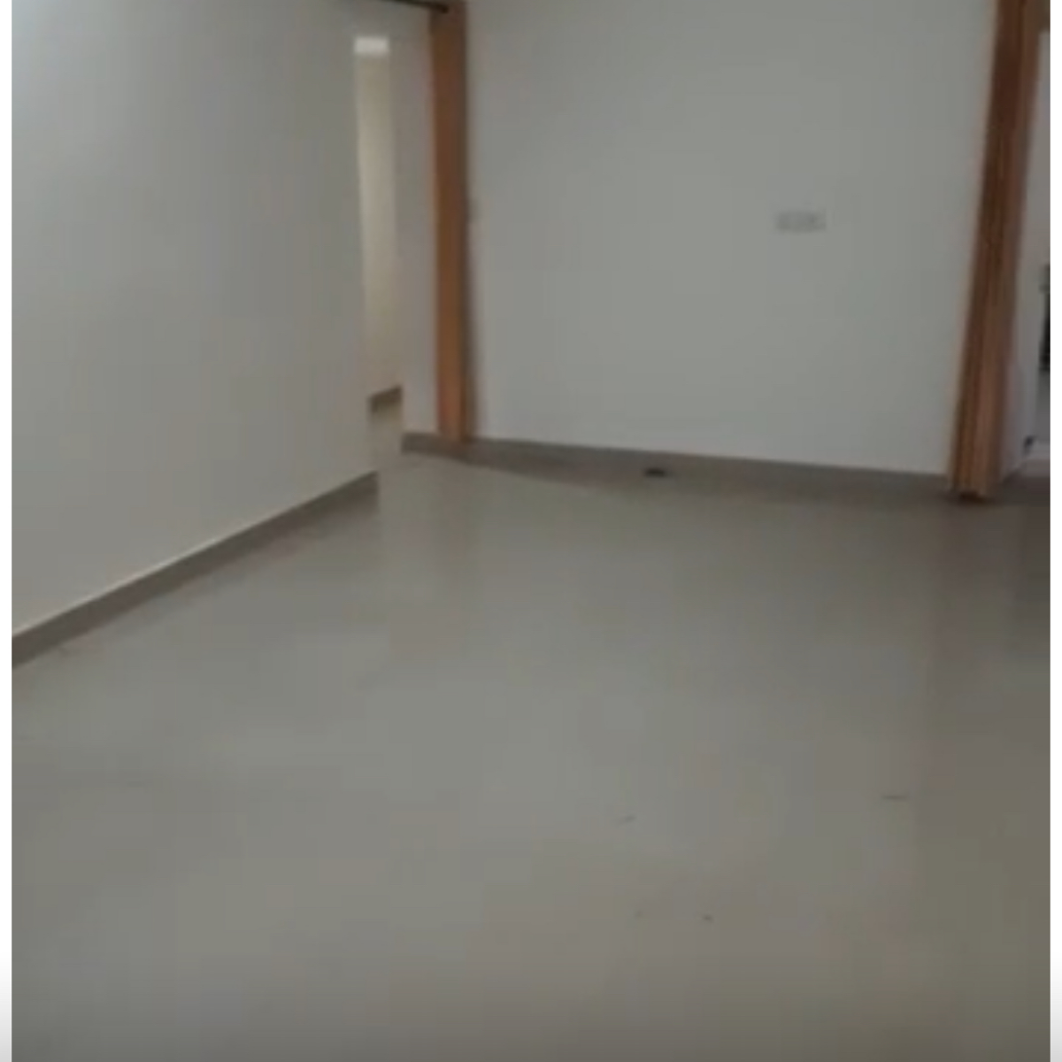 3 BHK + Servant Room Apartment For Sale in Dda Flat Mayur Vihar ii