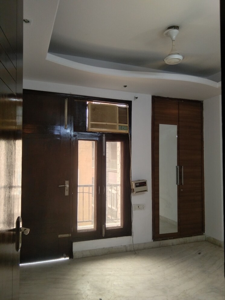 Room, chattarpur 3 Bedroom 1200 Sq.Ft. Builder Floor In Chattarpur Delhi 8707724