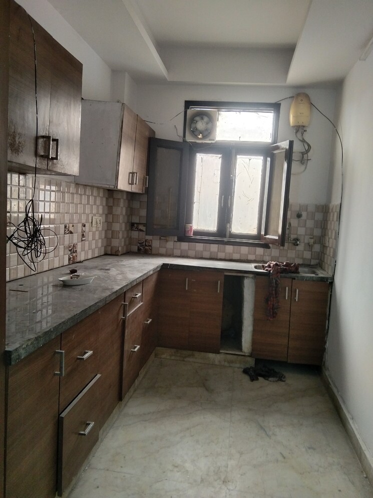 Kitchen, chattarpur 3 Bedroom 1200 Sq.Ft. Builder Floor In Chattarpur Delhi 8707724