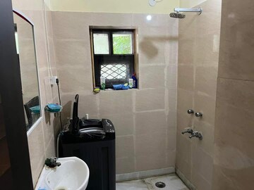 Bathroom in 1 BHK Builder Floor at Saket – for Rent