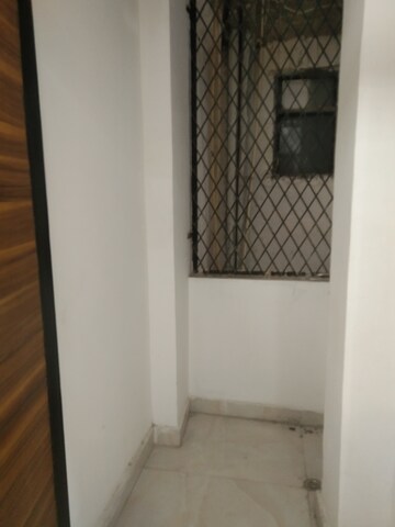 Bathroom in 1.5 BHK Builder Floor at Chattarpur – for Rent