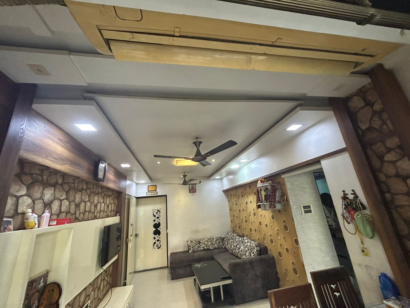 2 BHK Apartment For Rent in Dakshata CHS