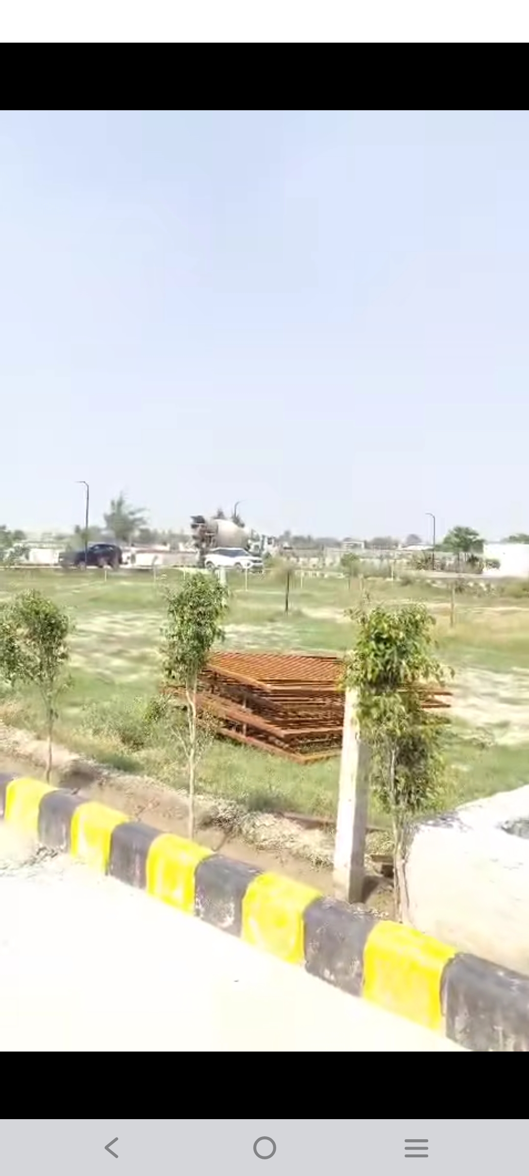 Plot For Sale in Noida World One