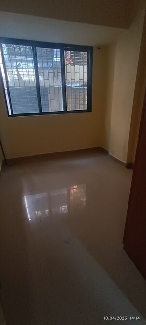 Room in 2 BHK Apartment at Sneh CHS, Nerul – for Sale
